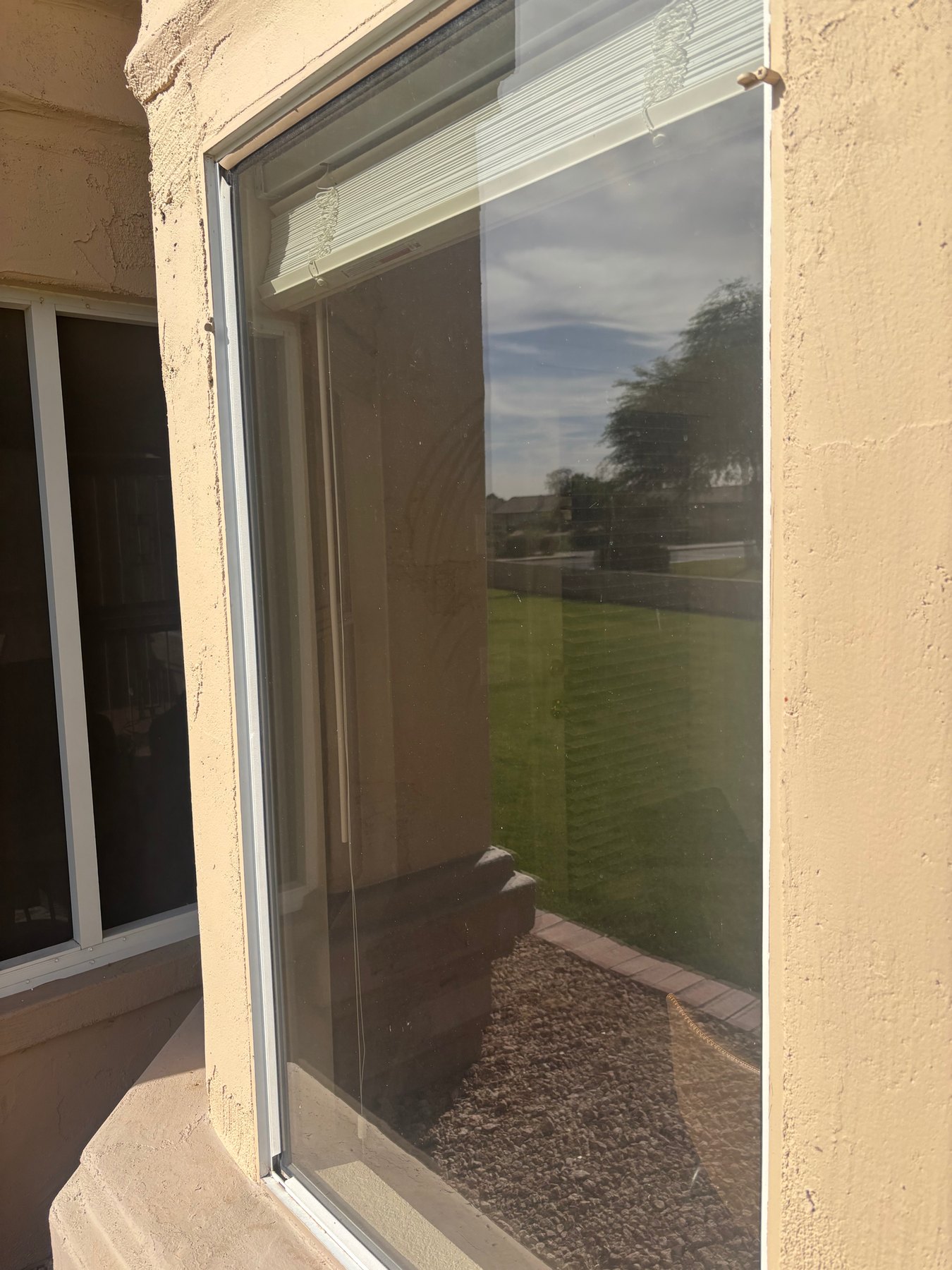 Before window cleaning result 3